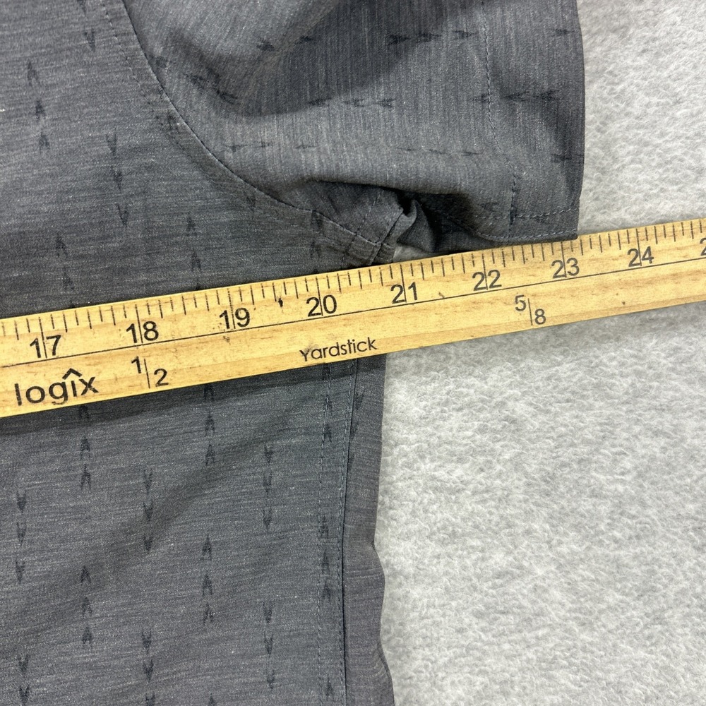 Vuori Shirt Mens Medium Charcoal Arrows Bridge Short Sleeve Button Stretch NEW - Picture 7 of 7